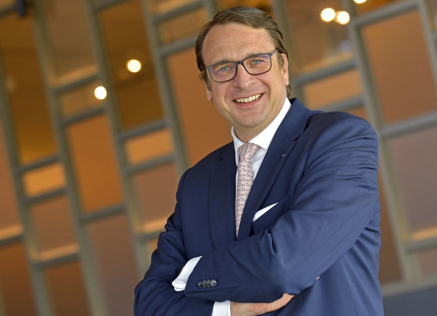Alexander Aisenbrey, Direktor des Fünf-Sterne-Superior-Hotels Öschberghof in Donaueschingen, wurde zum Hotelier des Jahres gekührt